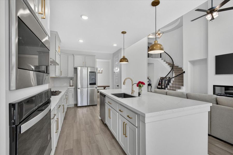 Furnished interior view inside a new home in Lago Mar – 50', Texas City (Image 30).