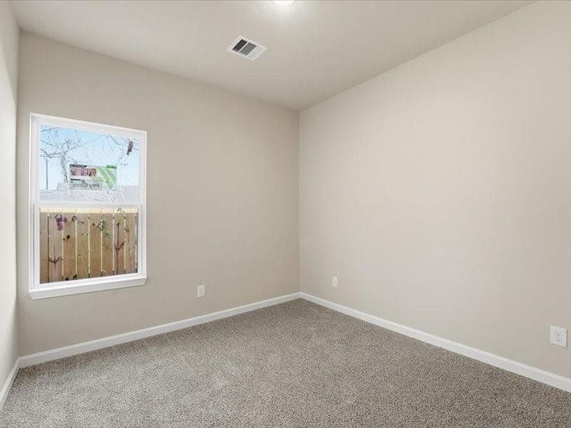 Spacious, unfurnished interior of a new home in , Houston (Image 20).