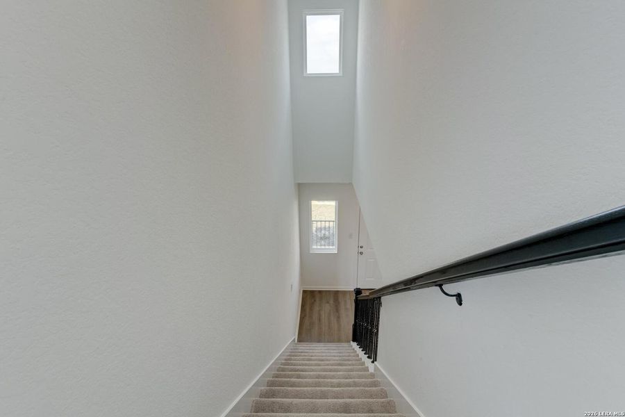 Spacious, unfurnished interior of a new home in Hennersby Hollow, San Antonio (Image 20). Spacious, unfurnished interior of a new home in Hennersby Hollow, San Antonio (Image 20).