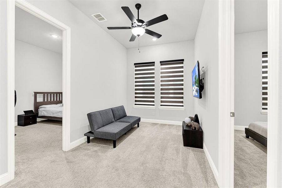 Furnished interior view inside a new home in , Northlake (Image 18).