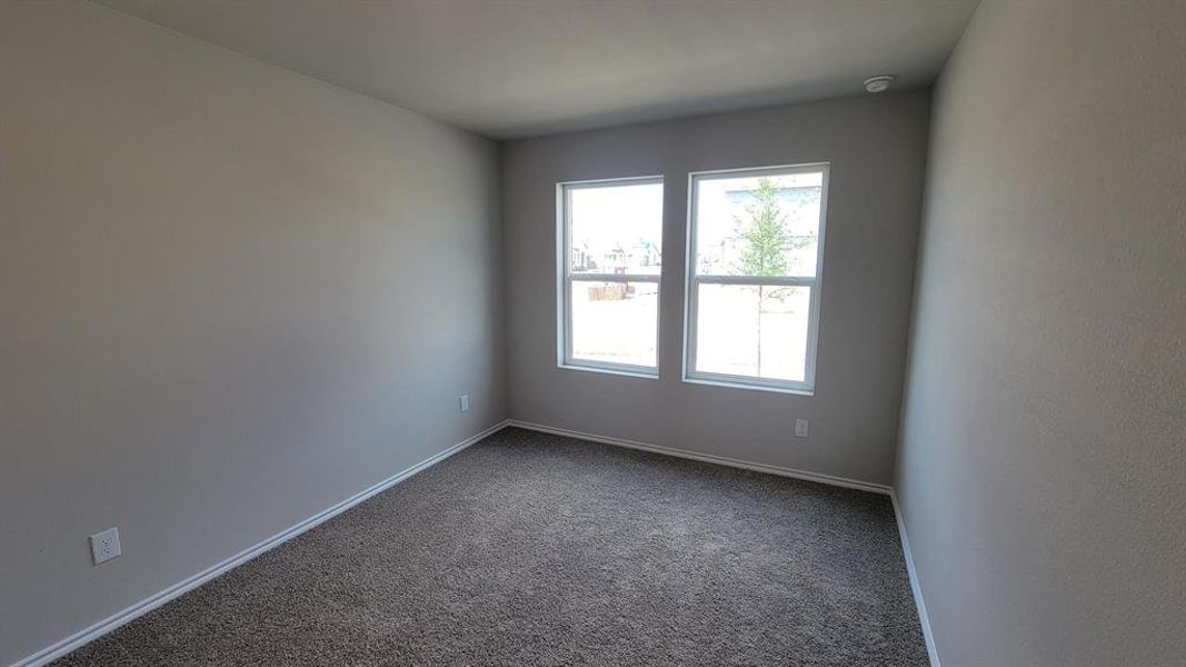 Spacious, unfurnished interior of a new home in Longhorn Estates, Fort Worth (Image 9).