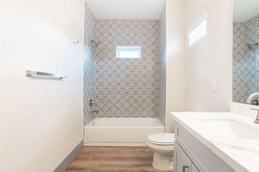 Furnished interior view inside a new home in Avenue Park, Houston (Image 12).