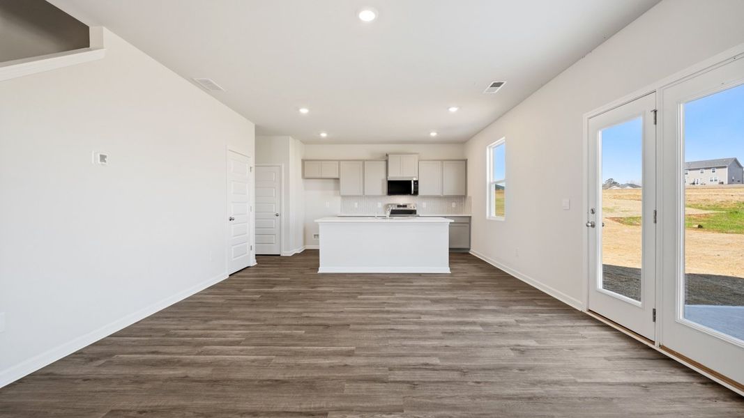 Representative unfurnished interior of a home built from the Flora by D.R. Horton in Fox Crossing, Griffin (Image 16).