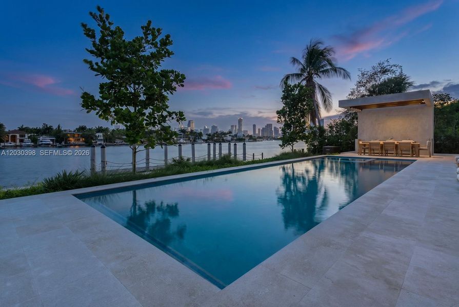 Community amenities in , Miami Beach (Image 53).