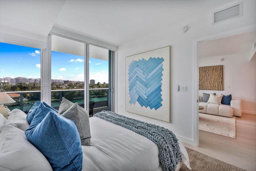 Furnished interior view inside a new home in , Bal Harbour (Image 31).