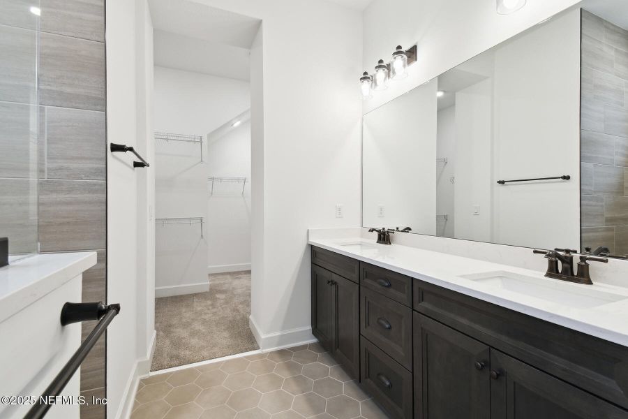 Furnished interior view inside a new home in Reflections 40' Front Load, Ponte Vedra (Image 8).