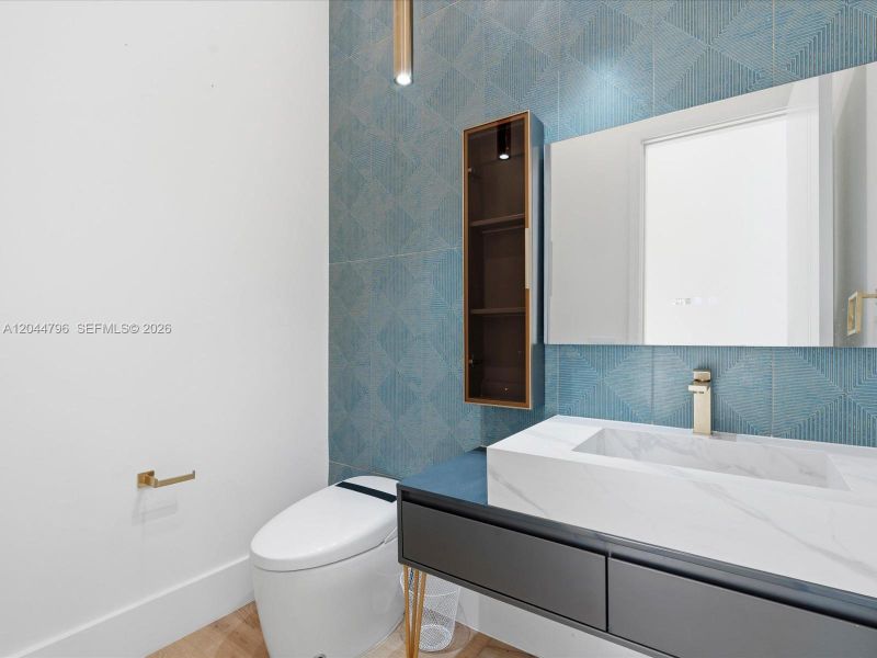Furnished interior view inside a new home in , Pompano Beach (Image 8).