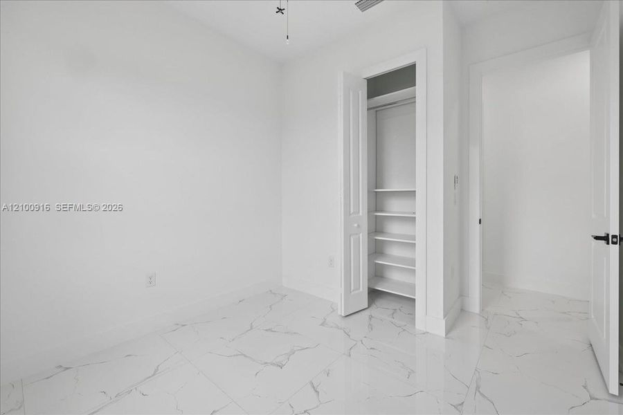 Spacious, unfurnished interior of a new home in , Lehigh Acres (Image 32).