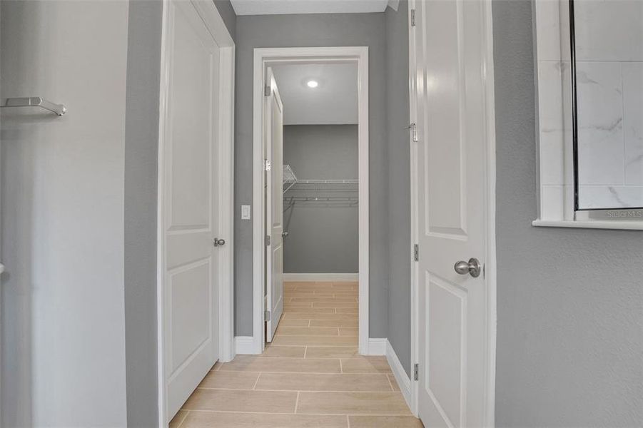 Spacious, unfurnished interior of a new home in Green Key Village, Lady Lake (Image 38). Spacious, unfurnished interior of a new home in Green Key Village, Lady Lake (Image 38).