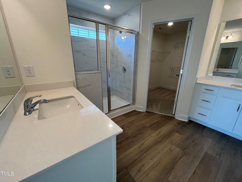 Primary Bath/Dual Sinks