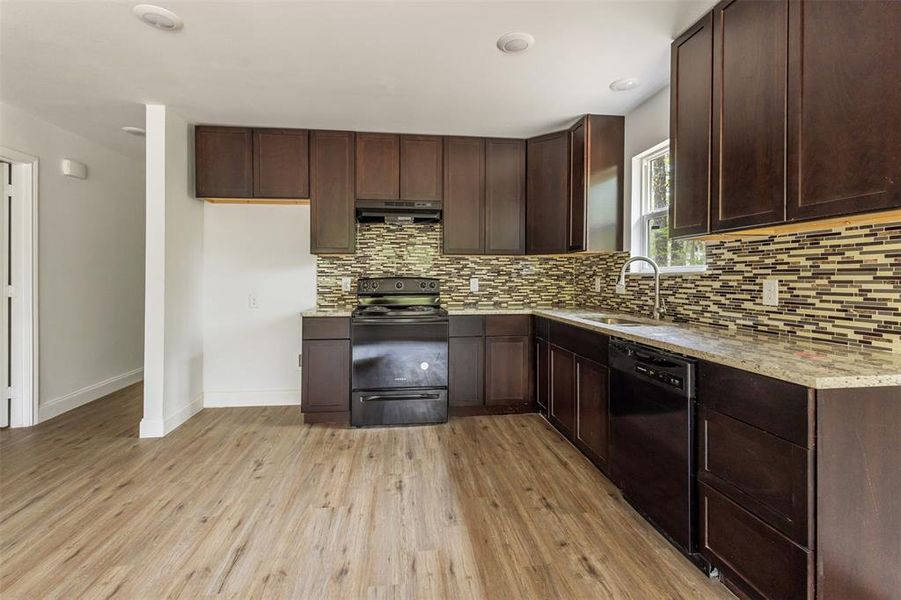 Furnished interior view inside a new home in , Mabank (Image 6). Furnished interior view inside a new home in , Mabank (Image 6).