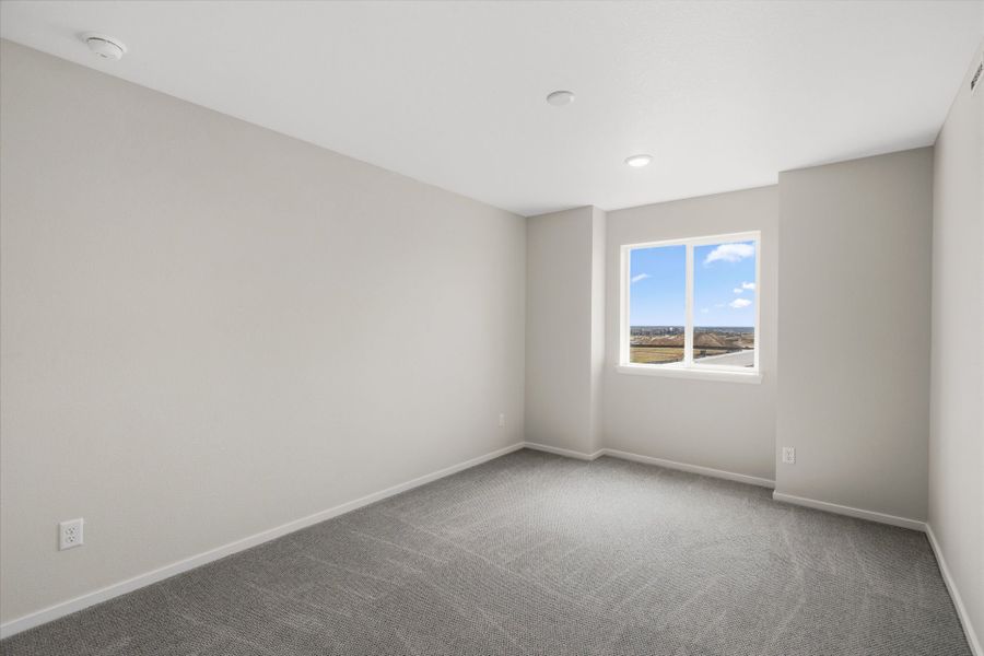 Spacious, unfurnished interior of a new home in Barefoot Village, Firestone (Image 19).