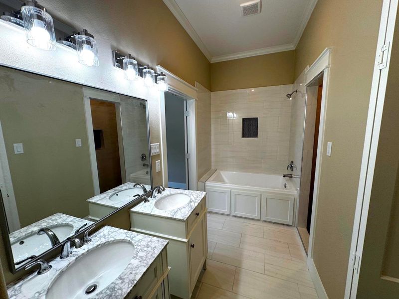 Furnished interior view inside a new home in , Beaumont (Image 6).