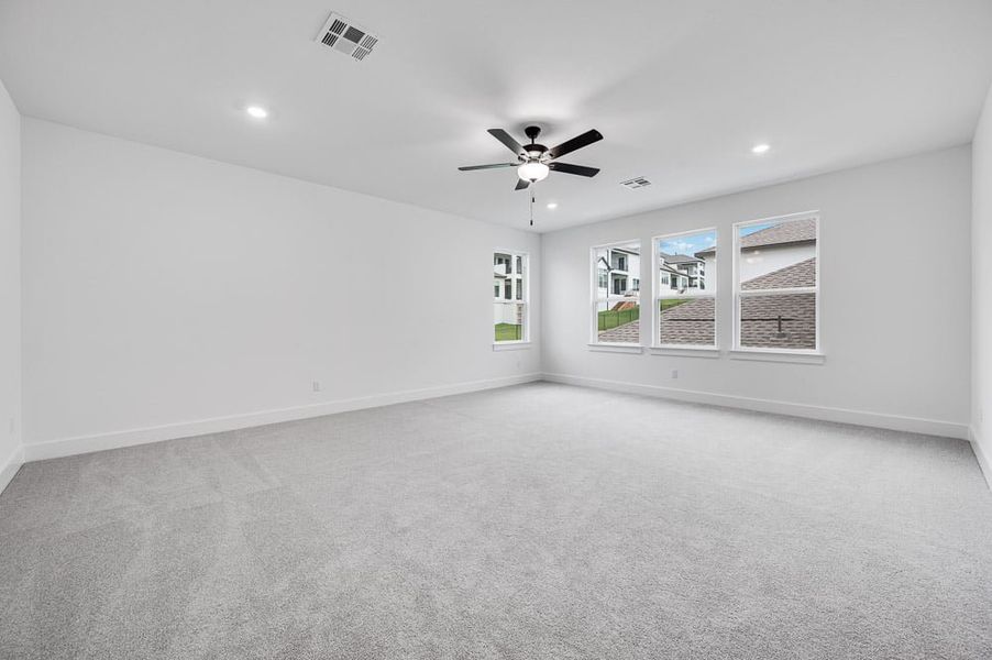 Spacious, unfurnished interior of a new home in Travisso, Leander (Image 9). Spacious, unfurnished interior of a new home in Travisso, Leander (Image 9).