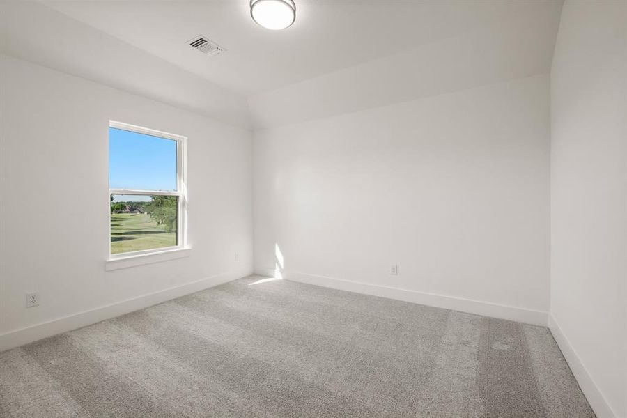 Spacious, unfurnished interior of a new home in The Resort on Eagle Mt. Lake, Fort Worth (Image 21). Spacious, unfurnished interior of a new home in The Resort on Eagle Mt. Lake, Fort Worth (Image 21).
