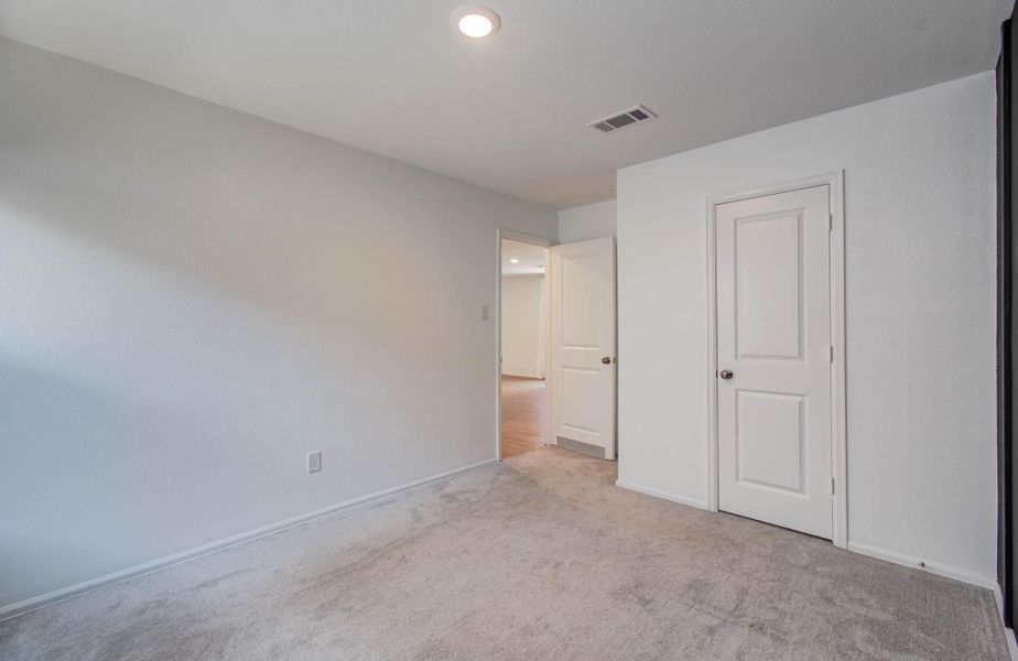 Spacious, unfurnished interior of a new home in Tavola: Cottage Collection, New Caney (Image 29).