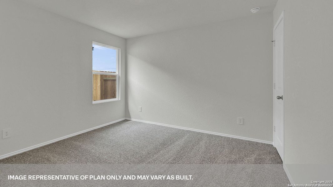 Spacious, unfurnished interior of a new home in Arroyo Ranch, Seguin (Image 24).