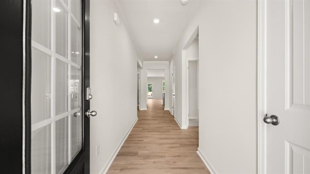 Spacious, unfurnished interior of a new home in Oconee Overlook, Gainesville (Image 19).