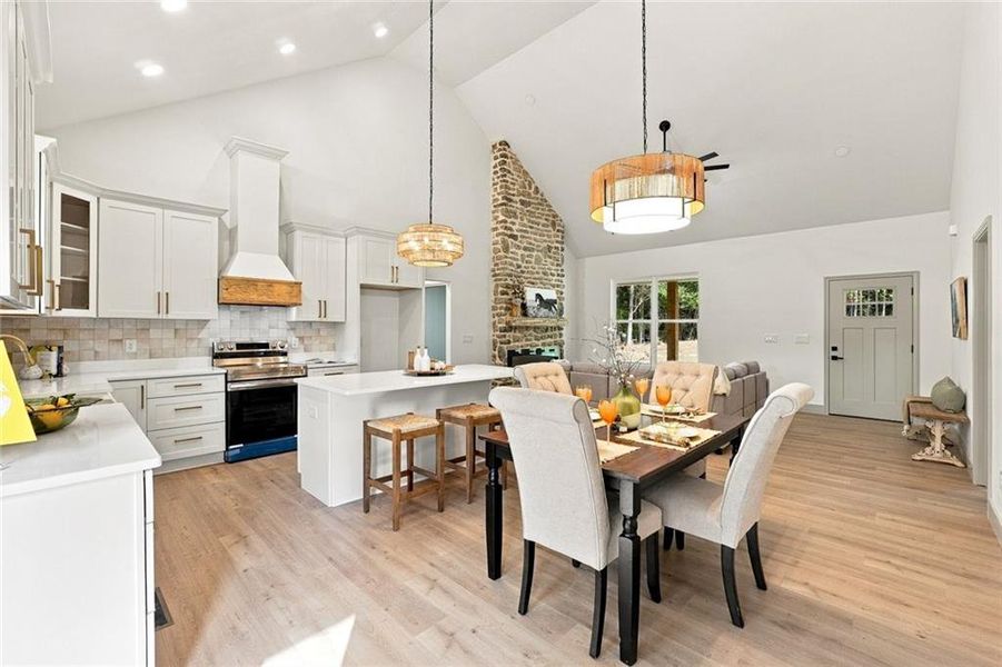 Furnished interior view inside a new home in , Resaca (Image 10).