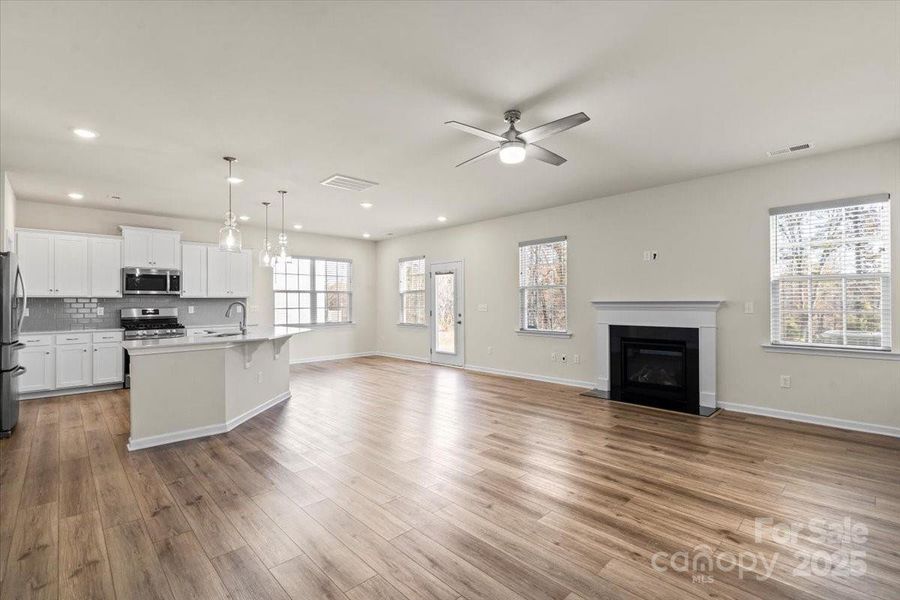 Gas fireplace Gas fireplace