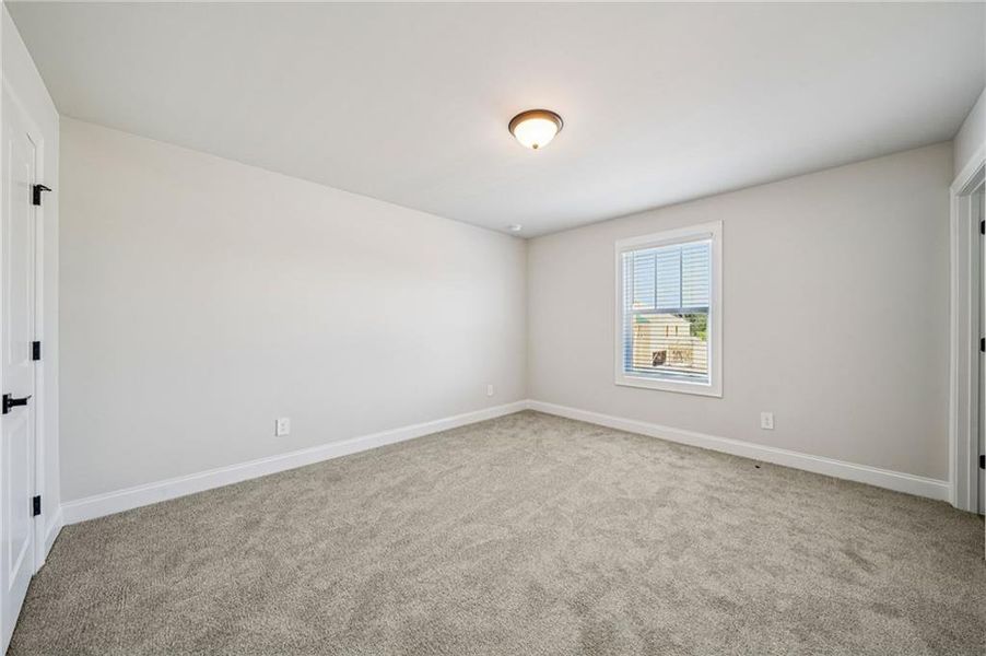 Spacious, unfurnished interior of a new home in River Pointe, Monroe (Image 32).