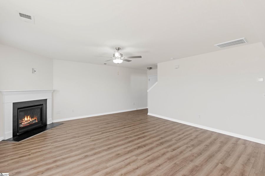 Spacious, unfurnished interior of a new home in Hazelwood, Boiling Springs (Image 16). Spacious, unfurnished interior of a new home in Hazelwood, Boiling Springs (Image 16).