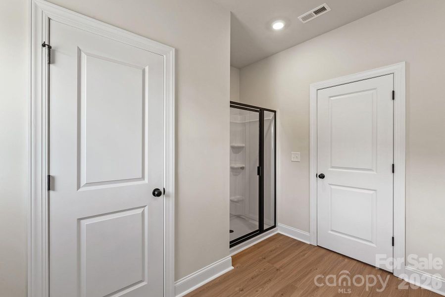 Spacious, unfurnished interior of a new home in Ascot Woods, Charlotte (Image 13). Spacious, unfurnished interior of a new home in Ascot Woods, Charlotte (Image 13).