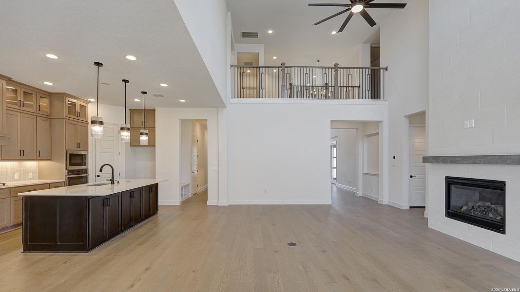 Furnished interior view inside a new home in Esperanza, Boerne (Image 10).
