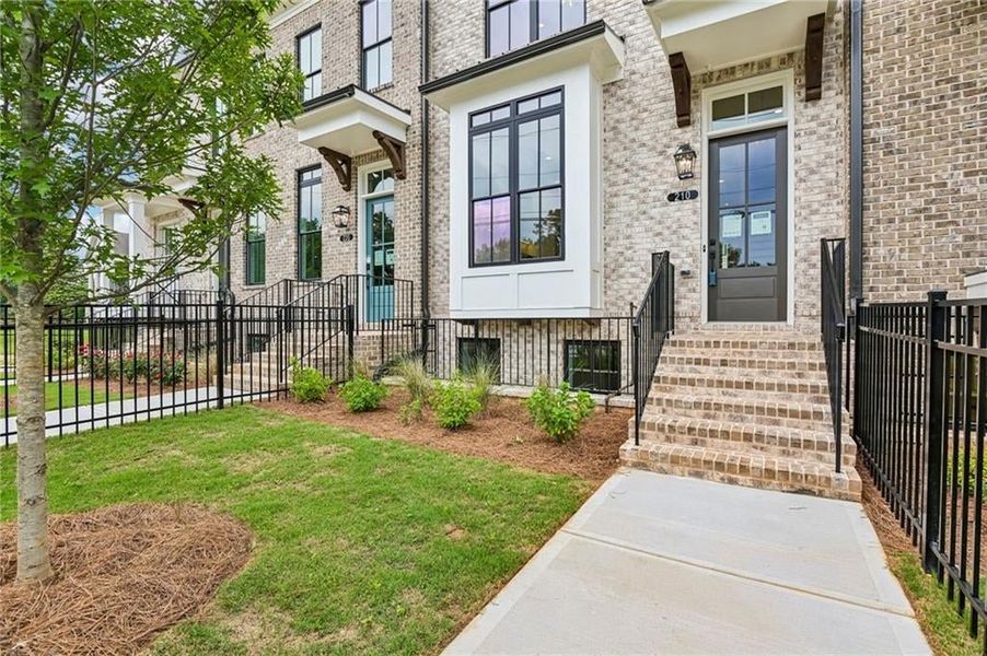 Exterior details and patio area of a home in Byers Park, Alpharetta (Image 3).
