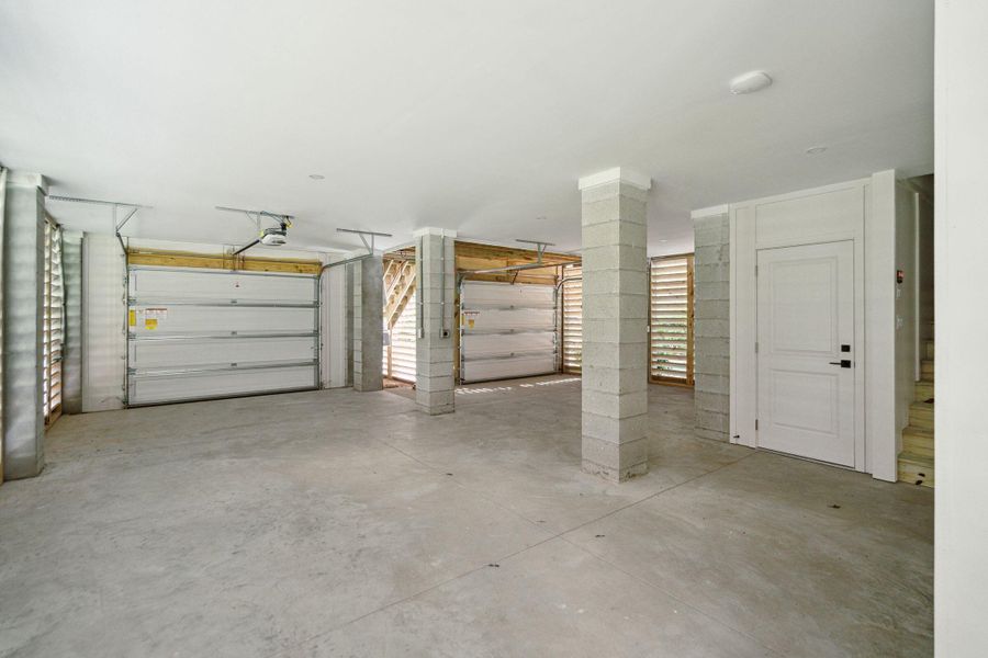Spacious, unfurnished interior of a new home in , Johns Island (Image 23).