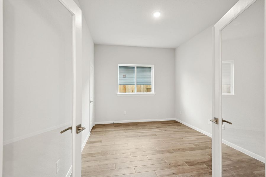 Spacious, unfurnished interior of a new home in Jubilee, Hockley (Image 16).
