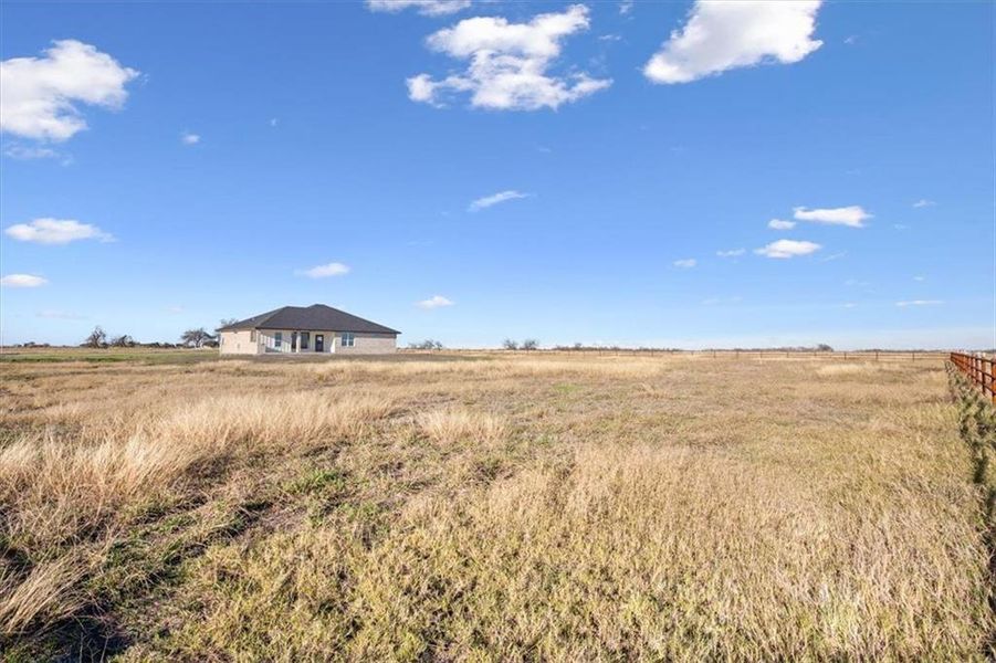 Exterior details and patio area of a home in , Lott (Image 23).