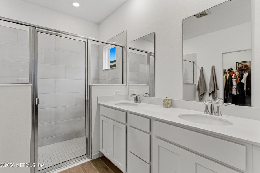 Furnished interior view inside a new home in Saddle Oaks, Jacksonville (Image 35).