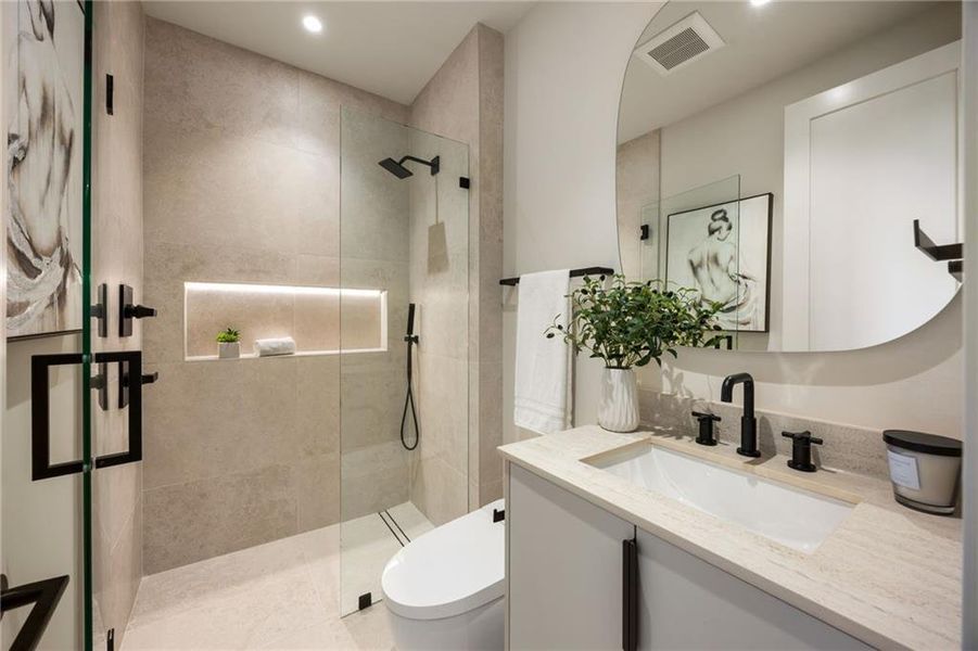 Furnished interior view inside a new home in , Atlanta (Image 49).