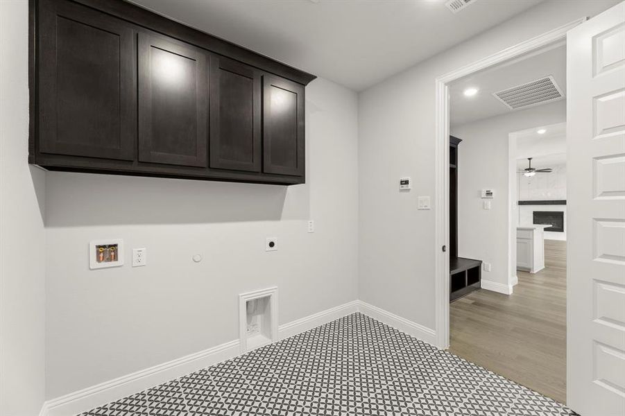 18. 524 Birthright - Utility