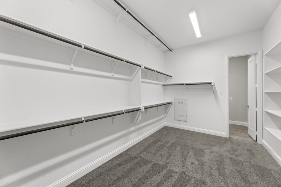 Representative unfurnished interior of a home built from the Carlow by Windsor Homes in Ridge Pointe Estates, McLendon-Chisholm (Image 27).