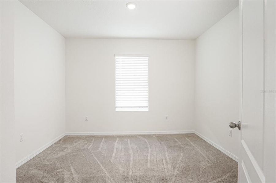 Spacious, unfurnished interior of a new home in , Zellwood (Image 26).