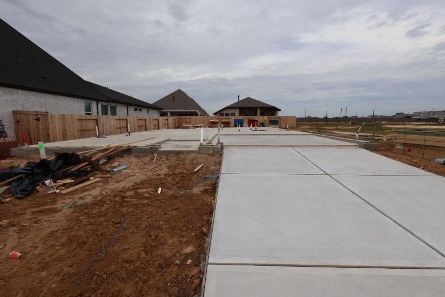 Every foundation at DWH is engineered and it’s inspected three times! We do not do “batch” testing. Rest easy knowing your foundation comes with a 10 year warranty. Every foundation at DWH is engineered and it’s inspected three times! We do not do “batch” testing. Rest easy knowing your foundation comes with a 10 year warranty.