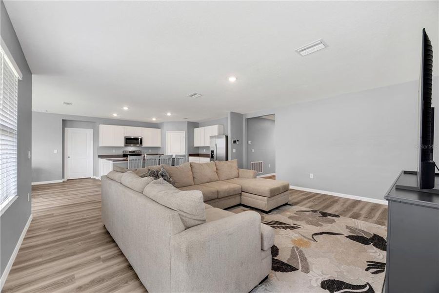 Furnished interior view inside a new home in Brookside, Ruskin (Image 10).