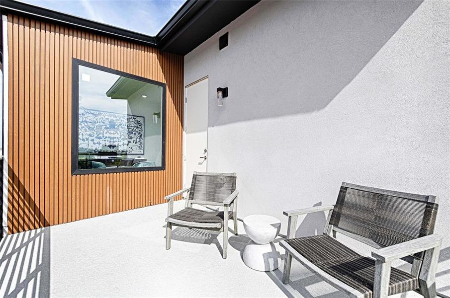 Exterior details and patio area of a home in , Dallas (Image 22).