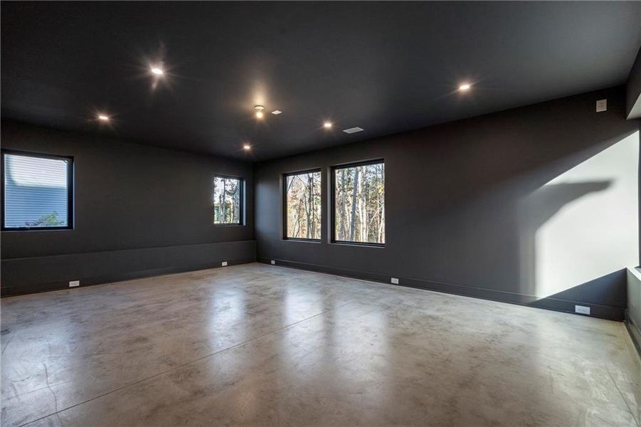 Spacious, unfurnished interior of a new home in Aster, Roswell (Image 42). Spacious, unfurnished interior of a new home in Aster, Roswell (Image 42).