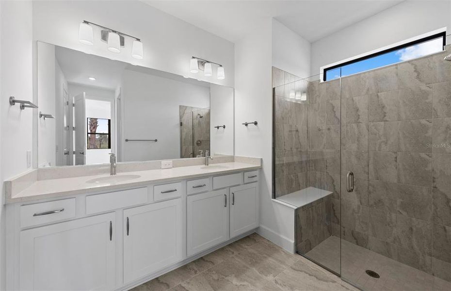 Furnished interior view inside a new home in Del Webb Catalina, Lakewood Ranch (Image 5). Furnished interior view inside a new home in Del Webb Catalina, Lakewood Ranch (Image 5).