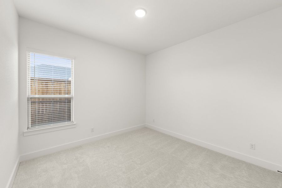 Spacious, unfurnished interior of a new home in Providence Cove, McKinney (Image 26).
