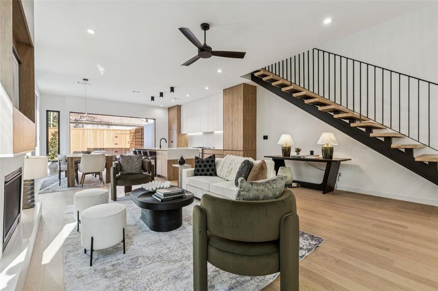 Furnished interior view inside a new home in , Dallas (Image 9).