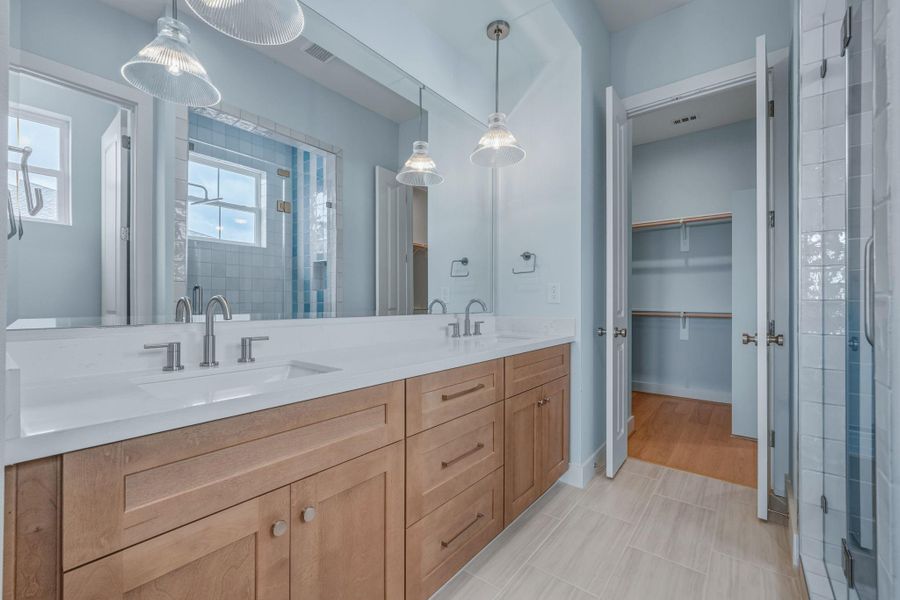 Furnished interior view inside a new home in , Galveston (Image 18).