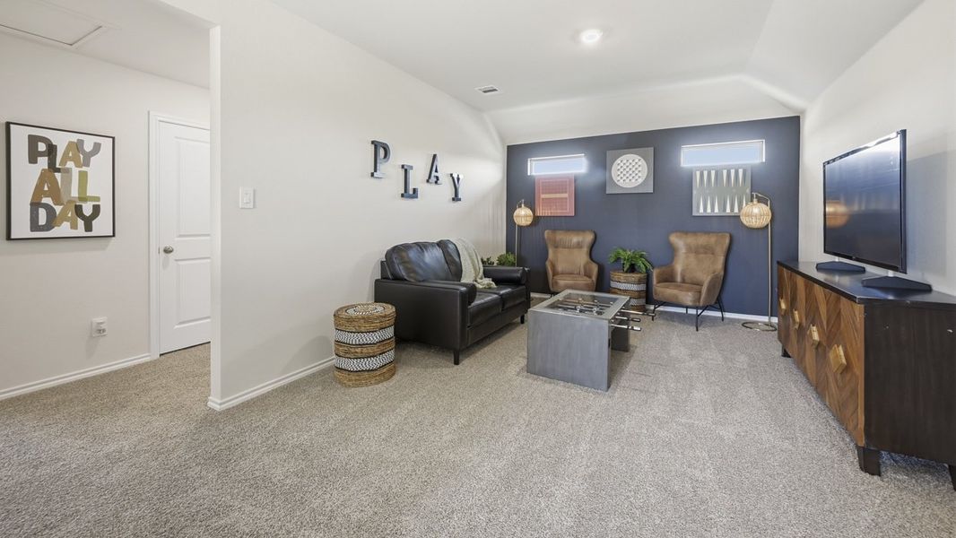 Furnished interior view inside a new home in Saddlebrook, Waxahachie (Image 22).