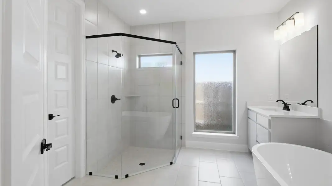 Furnished interior view inside a new home in Eliana, McKinney (Image 14).