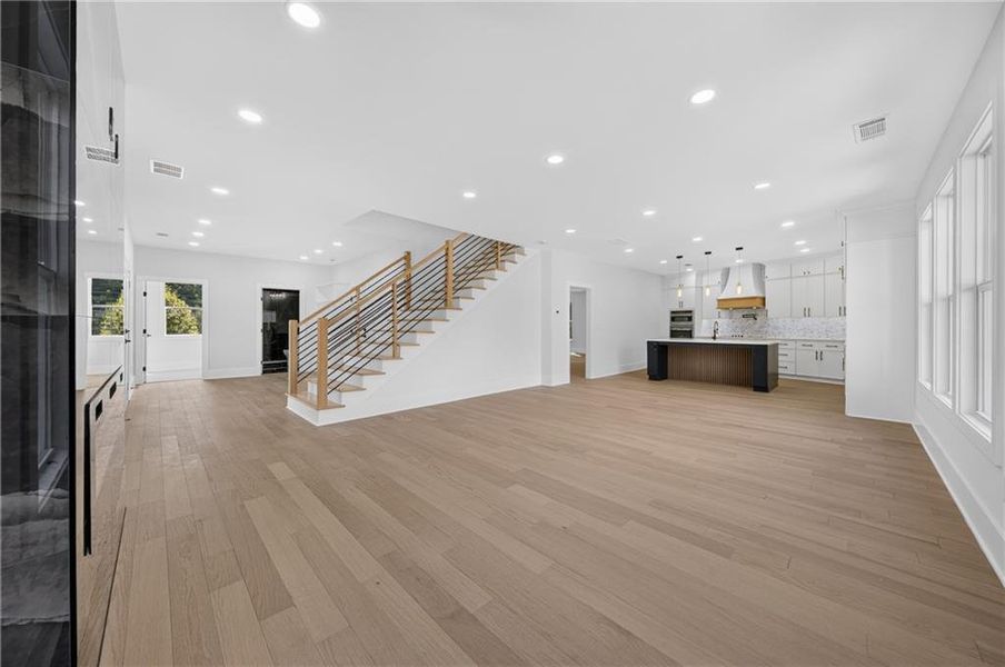 Spacious, unfurnished interior of a new home in , Loganville (Image 45). Spacious, unfurnished interior of a new home in , Loganville (Image 45).