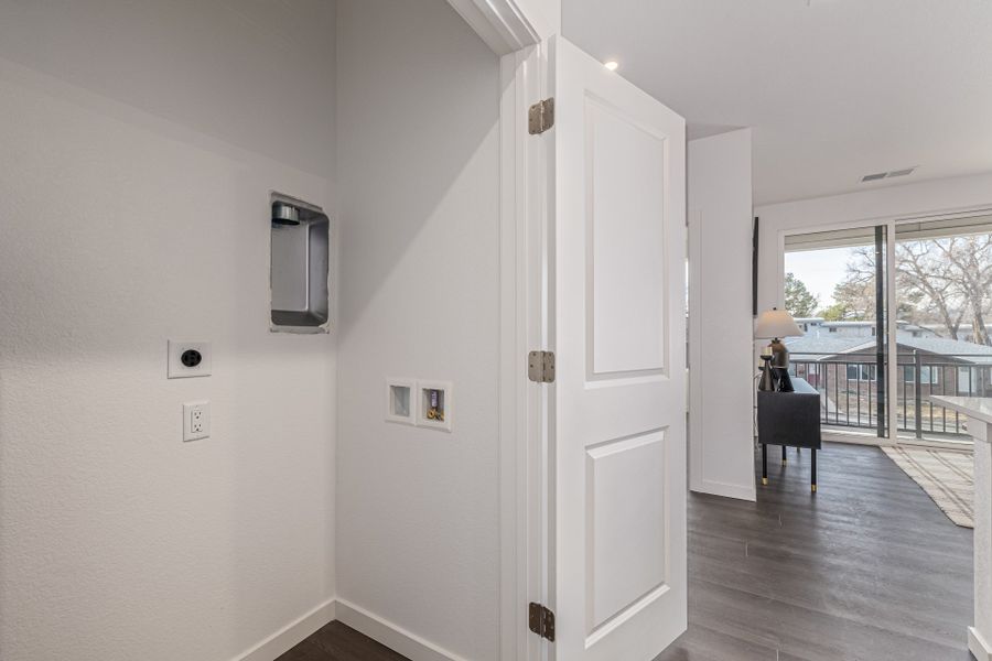 Spacious, unfurnished interior of a new home in The Scene at Sloan's Lake, Denver (Image 20).