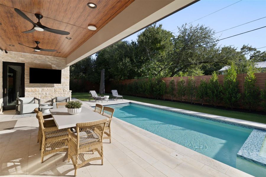 Furnished interior view inside a new home in , Austin (Image 26). Furnished interior view inside a new home in , Austin (Image 26).